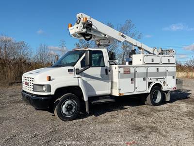 2005 GMC C5500 35’ Altec Bucket Truck 12' Bed Aerial Boom  8.1L V8 A/T bidadoo