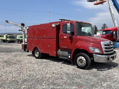 2019 Hino 268 S/A Service Mechanics Lube Truck Auto Crane EC-2 Boss bidadoo
