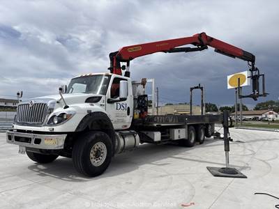 2019 International HV613 Tri/A 26' Flatbed Roofing Crane Truck PTO A/T bidadoo