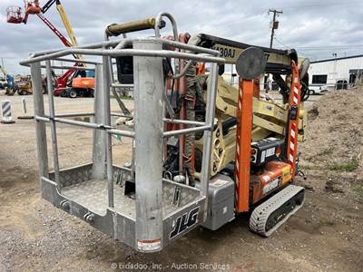 2018 JLG X430AJ 43' Electric Crawler Boom Lift Man Aerial 36V -Parts/Repair