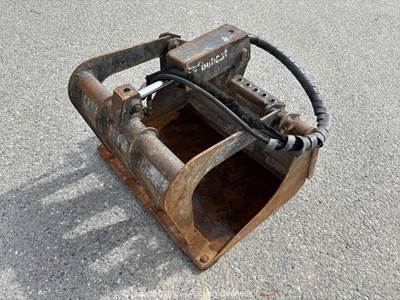 2014 Bobcat Bucket 36" Hydraulic Skid Steer Grapple Bucket Attachment bidadoo