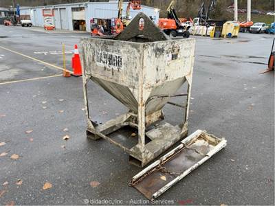 2014 Gar-Bro 4928 1 Yard Industrial Jobsite Concrete Bucket Hopper 5K bidadoo