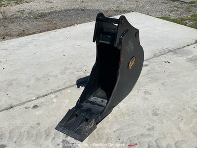 2021 Geith H08-0300 12" Backhoe Excavator Bucket Attachment JCB 3CX bidadoo -New