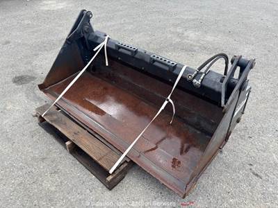 Ingersoll-Rand 66" Skid Steer Front Loader Hydraulic 4-In-1 Bucket bidadoo