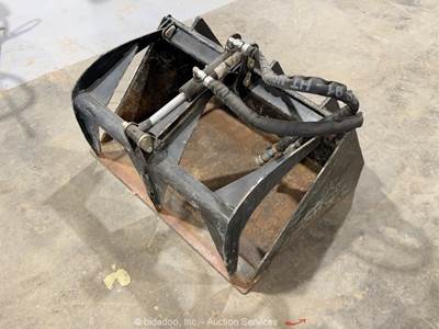 2022 Sherpa 31'' Grapple  Hydraulic Skid Steer Grapple Bucket Attachment bidadoo