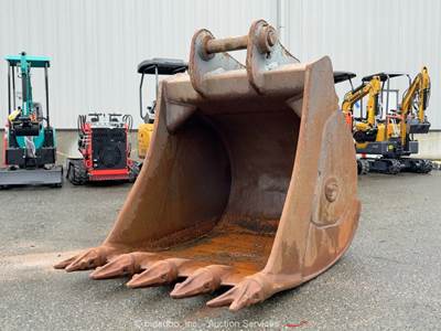 Strickland RT-45 Heavy-Duty 5-Tooth Digging Excavator Bucket Attachment bidadoo