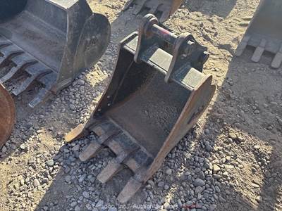 2019 TAG 18" Heavy Duty Equipment Excavator Backhoe Bucket Attachment bidadoo