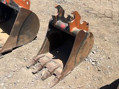 24" Heavy Duty Equipment Excavator Backhoe Digging Bucket Attachment bidadoo