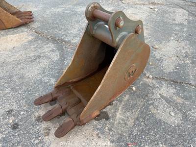 2021 Wacker Nueson Wacker 3503 12" Mini Excavator Bucket Attachment bidadoo