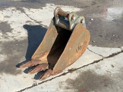2021 Wacker Nueson Wacker 3503 12" Mini Excavator Bucket Attachment bidadoo