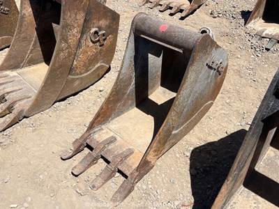 WainRoy 18" Heavy Duty Equipment Excavator Backhoe Bucket Attachment bidadoo