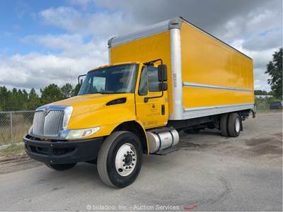 2018 International 4300 26' Cargo Box Truck Lift Gate Delivery Cummins bidadoo