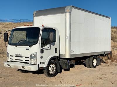 2015 Isuzu NPR HD 16' S/A Cargo Box Truck Liftgate Van Supreme Isuzu bidadoo