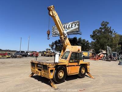 2008 Broderson IC-80-1G 9 Ton Carry Deck Crane 28' Boom Truck Cab Diesel bidadoo