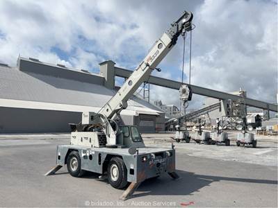 2016 Shuttlelift CD3339 9 Ton Carry Deck Crane 38' Boom Cummins A/C Cab bidadoo