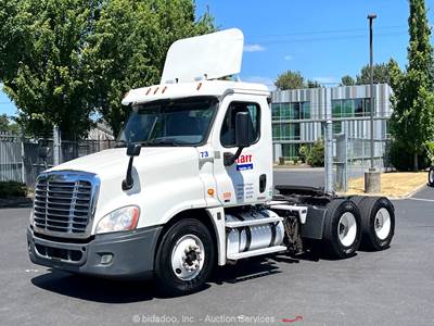 2012 Freightliner Cascadia 125 T/A Day Cab Truck Tractor Detroit M/T bidadoo