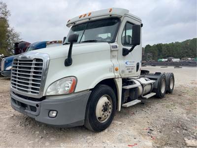 2014 Freightliner Cascadia T/A Day Cab Truck Tractor Detroit A/T -Parts/Repair