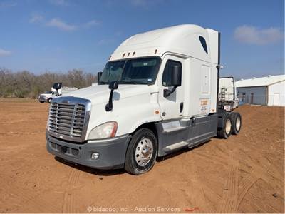 2017 Freightliner Cascadia T/A Semi Truck Tractor Sleeper Cab APU DD15 bidadoo