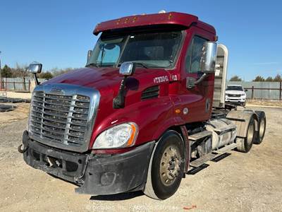 2015 Freightliner Cascadia T/A Day Cab Semi Truck Tractor DD13 bidadoo -Repair