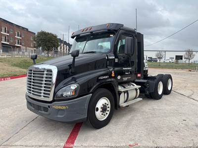 2016 Freightliner Cascadia T/A Day Cab Semi Truck Tractor Detroit A/T bidadoo