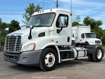 2018 Freightliner Cascadia S/A Day Cab Truck Tractor Detroit DD13 A/T bidadoo