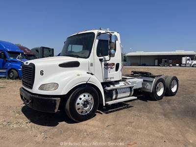2014 Freightliner M2 112 T/A Semi Truck Tractor Day Cab Detroit M/T A/C bidadoo