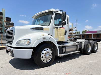 2013 Freightliner M2 T/A Day Cab Semi Truck Tractor Detroit DD13 M/T bidadoo