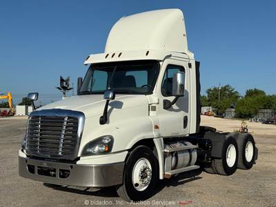 2016 Freightliner PX12564ST T/A Truck Tractor Day Cab DD15 455hp bidadoo -Repair
