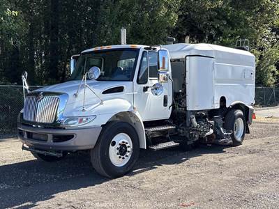 2015 International 4300 96" Street Sweeper Vacuum Broom Truck bidadoo -Repair