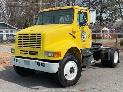 2000 International 8100 S/A Daycab Semi Truck Tractor 8.7L Diesel -Parts/Repair