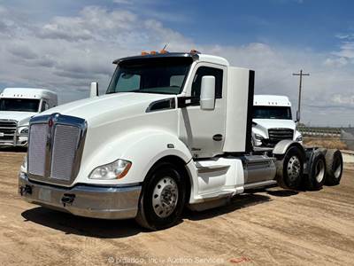 2019 Kenworth T680 Tri/A Semi Truck 5th Wheel Tractor Cummins 500 HP M/T bidadoo