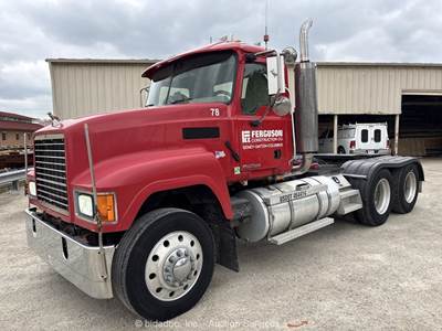 2007 Mack CHN613 Daycab Truck Tractor Tractor Diesel PTO Wet Kit A/C A/R bidadoo