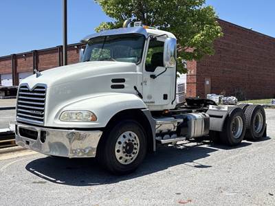 2015 Mack CXU613 Daycab Semi Truck Vocational Tractor Diesel bidadoo -Repair