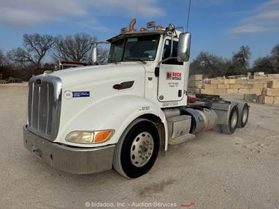 2013 Peterbilt 386 T/A Day Cab Truck Tractor Cummins ISX15 Wet Kit M/T bidadoo