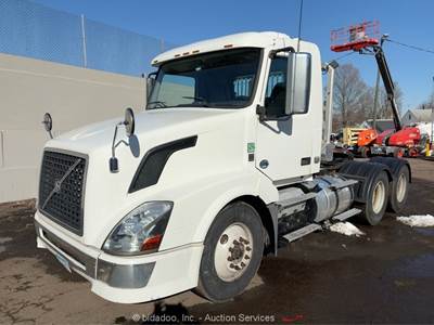 2012 Volvo D13 T/A Daycab Semi Truck Tractor D13 Diesel Wet Kit A/C bidadoo