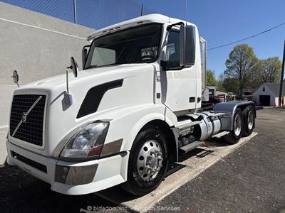 2012 Volvo VNL T/A Daycab Semi Truck Tractor D13 Diesel Wet Kit A/C bidadoo