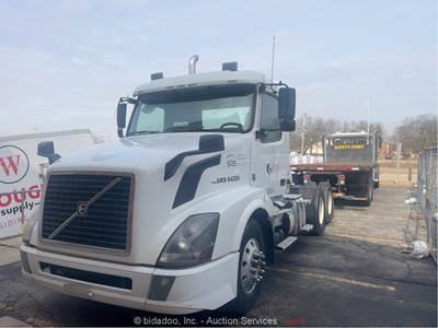 2016 Volvo VNL64T T/A Day Cab Semi Truck Tractor D13 Automatic bidadoo -Repair