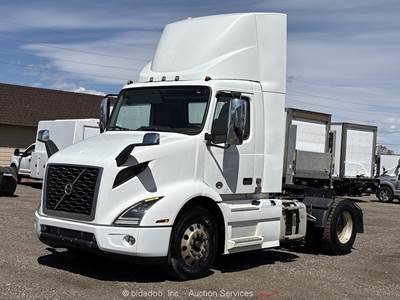 2019 Volvo VNR  S/A High Roof Day Cab Semi Truck Tractor D13M-425 A/T bidadoo