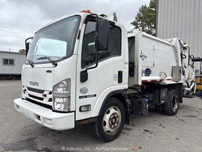 2016 Isuzu NPR S/A Refuse Garbage Packer Compactor Truck Isuzu Automatic bidadoo