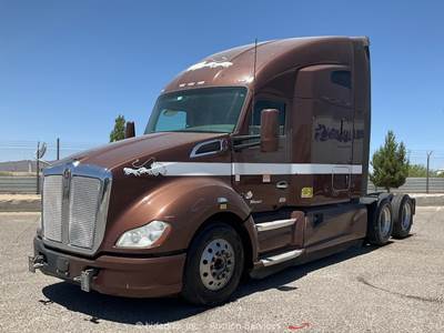 2019 Kenworth T680 High Rise Sleeper Semi Truck Tractor Paccar MX13 A/T bidadoo