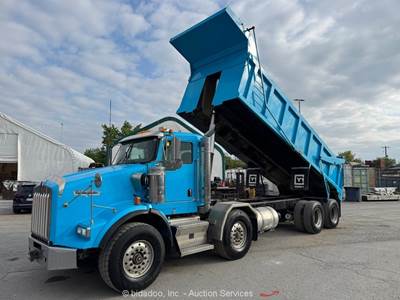 2015 Kenworth T800 20 Cu Yard T/A T/A Dump Truck PTO 18 Speed Cummins bidadoo