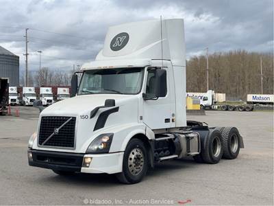 2018 Volvo VNL T/A Day Cab Semi Truck Tractor D13 405 HP Automatic bidadoo