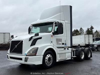 2016 Volvo VNL T/A Day Cab Semi Truck Tractor D13J500 12.8L Automatic bidadoo