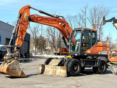 2017 Doosan DX14OW-5 Wheeled Excavator Dozer Cab A/C Aux Hyd QC Bucket bidadoo