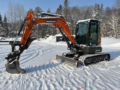 2022 Doosan DX50Z-7 Excavator Dozer Aux Hyd Thumb Q/C Cab A/C Bucket bidadoo