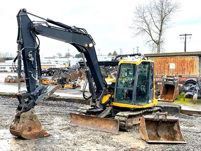 2017 John Deere 85G Midi Excavator Dozer Aux Hyd Thumb QC Cab AC Buckets bidadoo
