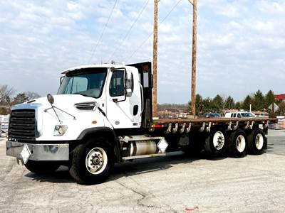 2015 FREIGHTLINER 114SD Tri-Axle 24' Flatbed Utility Delivery Truck bidadoo