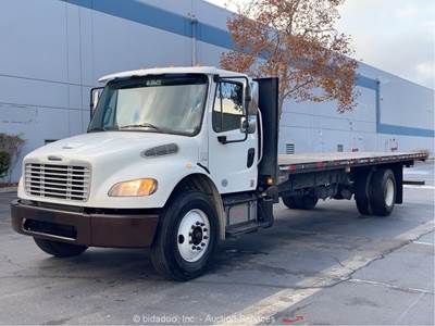 2016 Freightliner M2106 26' Flatbed Stakebed Truck Cummins ISB 6.7 A/T bidadoo