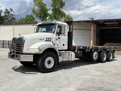 2015 Mack GU-813 Tri/A 24' Flatbed Stakebed Truck Diesel Forklift bidadoo