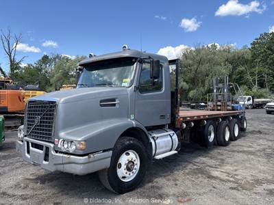 2004 Volvo VHD Flatbed Delivery Tractor Truck Mount Forklift Diesel bidadoo